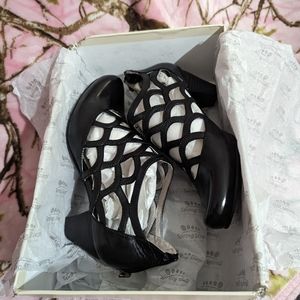Spring Step "Lorca-B" 38 (US 7.5-8) Black